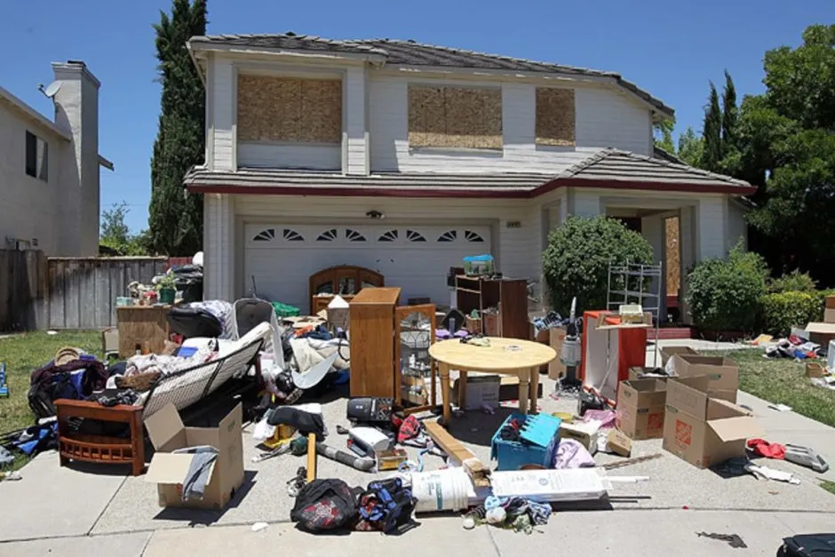 Using a Minneapolis junk removal company for spring cleaning has some benefits.