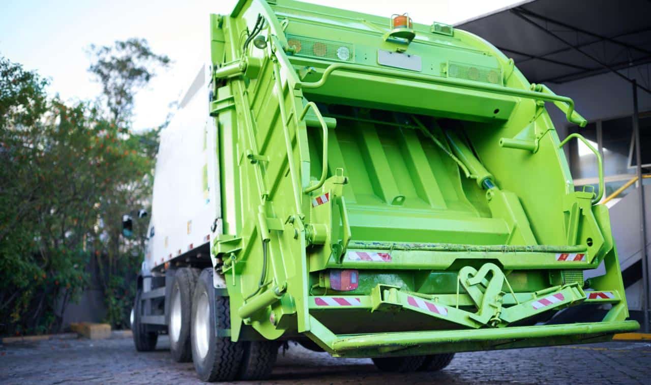 The Benefits of Eco-Friendly Junk Removal for Your Residential Property