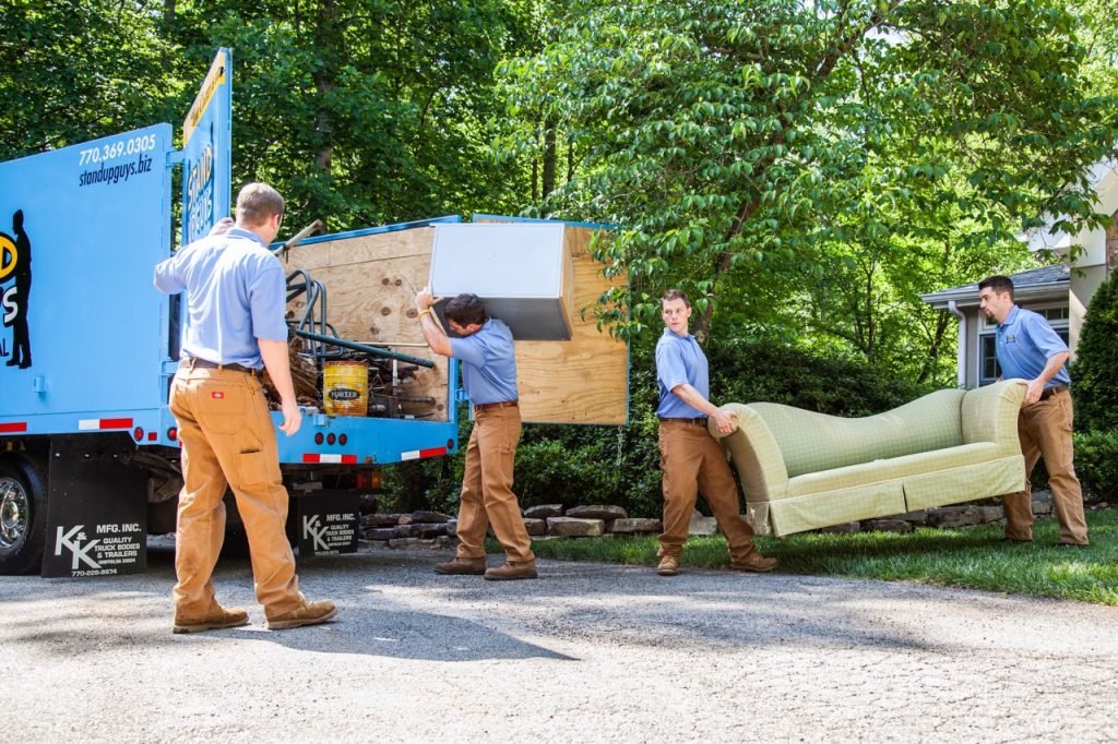 Using a Minneapolis junk removal company for spring cleaning has some benefits.